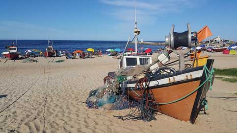 Fishermen Rocha Punta-Del-Diablo Beach Picture