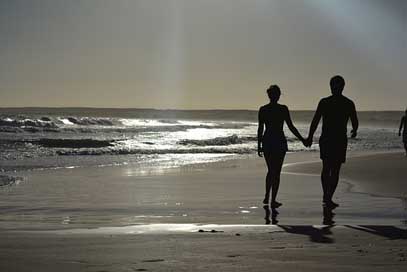 Beach Couple Romantic Sunset Picture