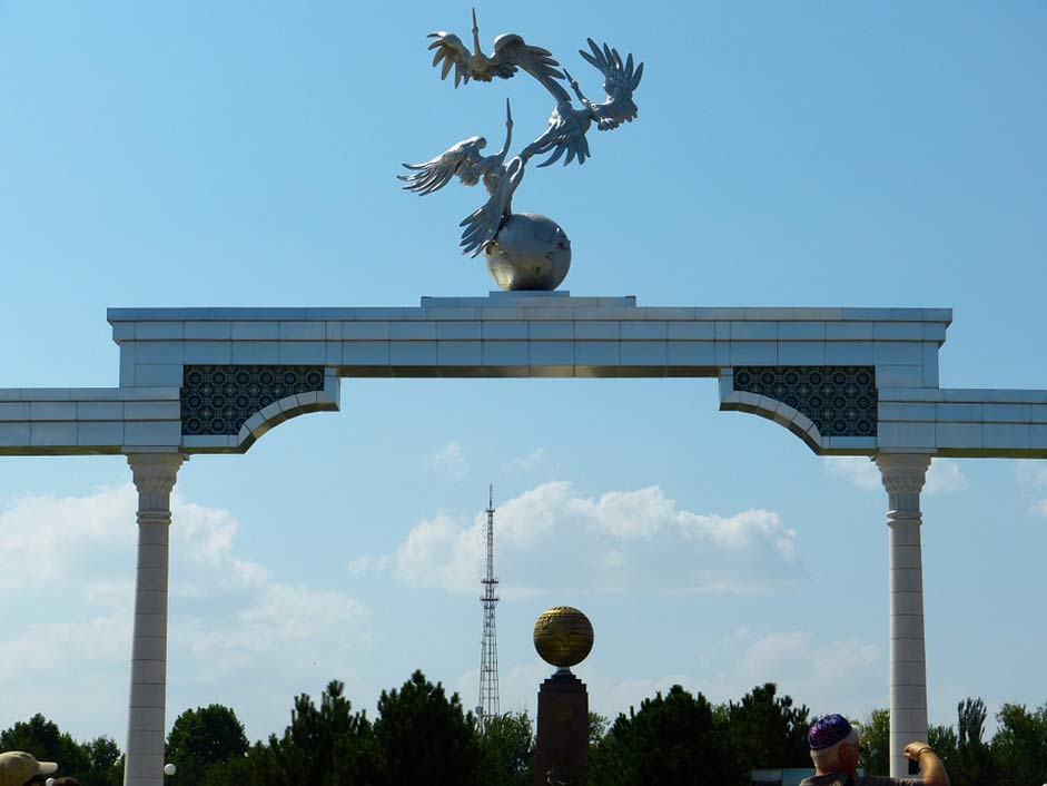 Uzbekistan Monument Independence-Square Tashkent