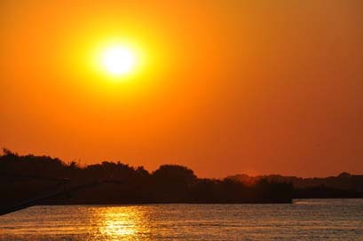 Sunset River Zimbabwe Zambezi-River Picture