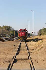 Train  Zimbabwe Train-Tracks Picture